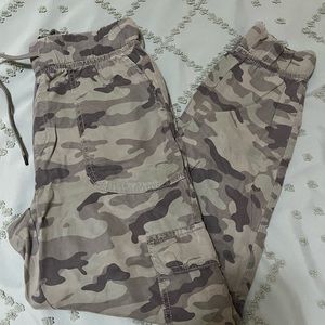Camo cargo joggers
